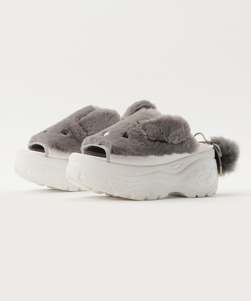 YOSUKE（ヨースケ）の「「YOSUKE/ヨースケ」厚底ふわふわウサギサンダル（サンダル・レディース・ブラック/アイボリー/ピンク/グレー/イエロー/グリーン・24.5/24/22.5/23/23.5）」の3枚目の写真