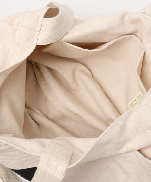 THE NORTH FACE（ザノースフェイス）の「ザ・ノース・フェイス　オーガニックコットントートバッグ / ユーティリティートート（トートバッグ・メンズ・ホワイト/ブラック/レッド/ブルー/グリーン/グレー・ONE SIZE）」の10枚目の写真