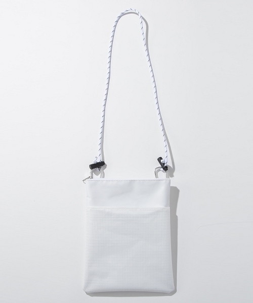 SOLPRESA(ソルプレーサ)の「クリアトートバッグ(サコッシュセット)(トートバッグ・レディース・ホワイト/ブラック/ネイビー/ゴールド/オレンジ/グリーン・ONESIZE)」の17枚目の写真