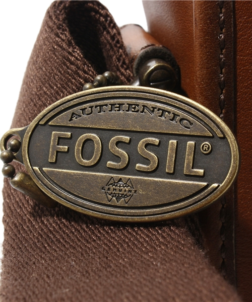 FOSSIL（フォッシル）の「ESTATE　MBG9091（ショルダーバッグ・メンズ・ベージュ系その他/ダークブラウン・FREE）」の6枚目の写真