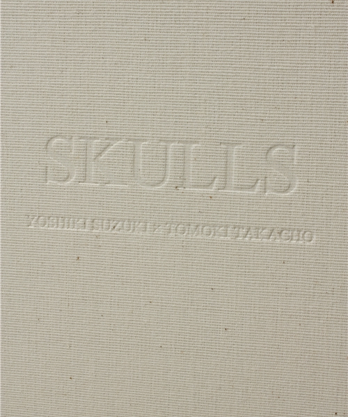 TOKYO CULTUART by BEAMS(トウキョウカルチャートバイビームス)の「鈴木嘉樹×高蝶智樹 / SKULLS(本・メンズ・その他1・ONE SIZE)」の2枚目の写真