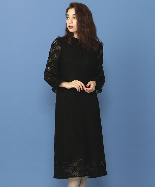 MIIA（ミーア）の「ファービスチェ×レースワンピースセット