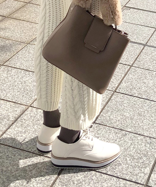 KOBE LETTUCE（コウベレタス）の「ライン入り厚底ソールオックスフォードシューズ（その他シューズ・レディース・ベージュ系その他/ブラック系その他/シルバー/ブラック/ホワイト・L/LL/M/S）」の2枚目の写真