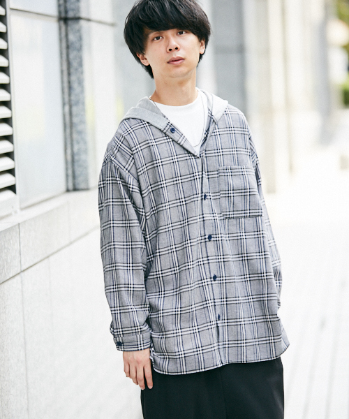 kutir（クティール）の「ﾌｰﾄﾞﾂｷﾋﾞｯｸﾞｼｬﾂ（シャツ/ブラウス・メンズ・ベージュ/ダークブラウン・MEDIUM/LARGE）」の2枚目の写真