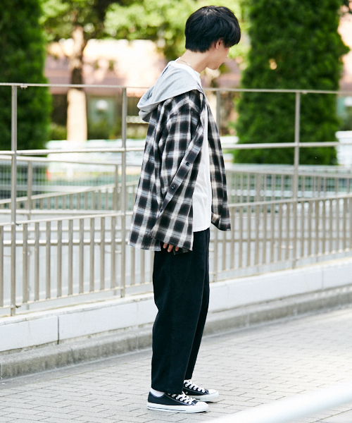 kutir（クティール）の「ﾌｰﾄﾞﾂｷﾋﾞｯｸﾞｼｬﾂ（シャツ/ブラウス・メンズ・ベージュ/ダークブラウン・MEDIUM/LARGE）」の3枚目の写真