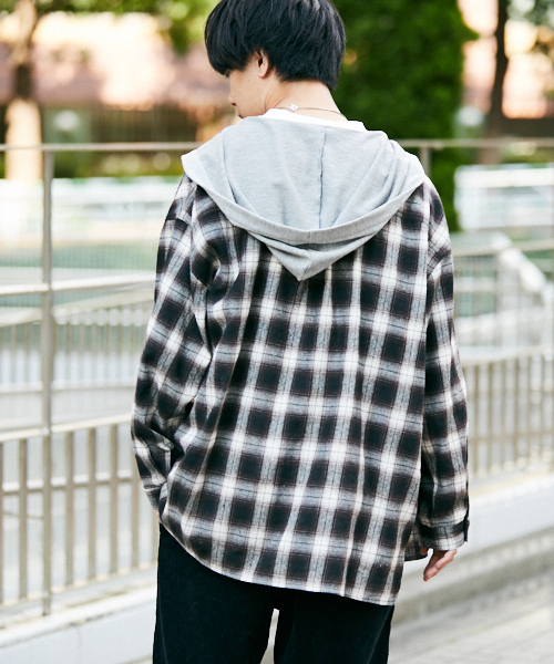 kutir（クティール）の「ﾌｰﾄﾞﾂｷﾋﾞｯｸﾞｼｬﾂ（シャツ/ブラウス・メンズ・ベージュ/ダークブラウン・MEDIUM/LARGE）」の10枚目の写真