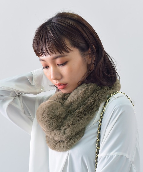 VitaFelice(ヴィータフェリーチェ)の「可愛いフェイクファーティペット ファーマフラー(マフラー)」|モカ