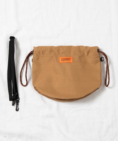 UNIVERSAL OVERALL(ユニバーサルオーバーオール)の「∴WEGO/UNIVERSAL OVERALL別注ナイロン巾着(ショルダーバッグ・メンズ・ブラック/ベージュ・FREE)」の17枚目の写真