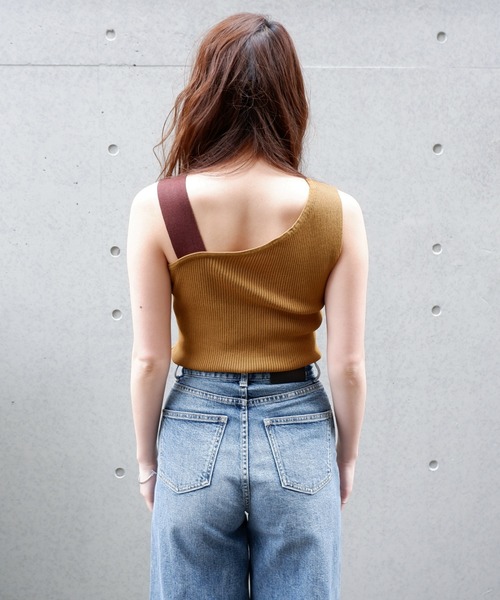 SPIRALGIRL(スパイラルガール)の「アシンメトリーノースリーブニットトップス(ニット/セーター・レディース・ブラック/イエロー/オレンジ・FREE)」の10枚目の写真