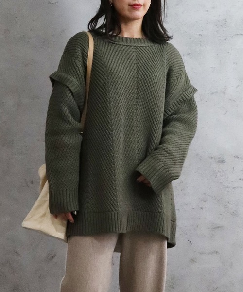 Riberry（リベリー）の「バックボタンニット（ニット/セーター・レディース・チャコールグレー/ブラック/ベージュ/オフホワイト/カーキ・MEDIUM）」の9枚目の写真