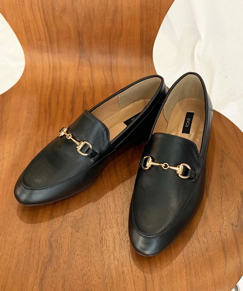 EVOL（イーボル）の「ビットローファー（ローファー・レディース・ブラック/アイボリー・S/M/L）」の2枚目の写真