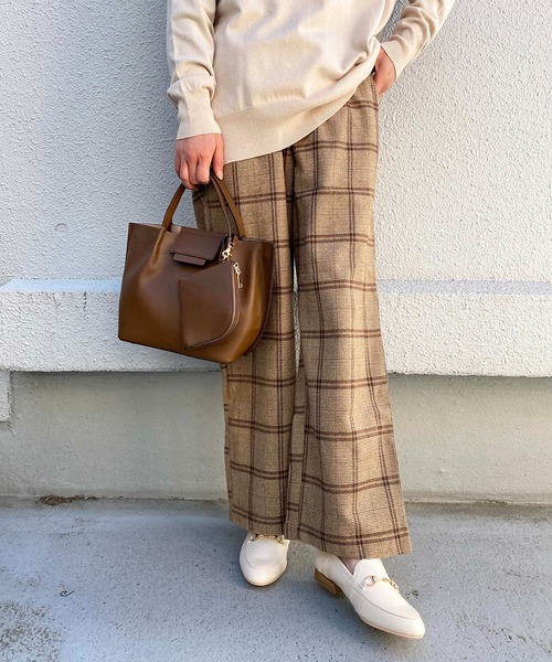 EVOL（イーボル）の「ビットローファー（ローファー・レディース・ブラック/アイボリー・S/M/L）」の4枚目の写真