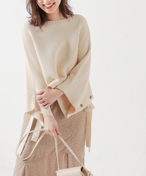 natural couture（ナチュラルクチュール）の「【WEB限定カラー有り】ベストにもなるリボン2WAYポンチョ（ベスト・レディース・ブラック/ベージュ/ブルー/アイボリー・FREE）」の5枚目の写真