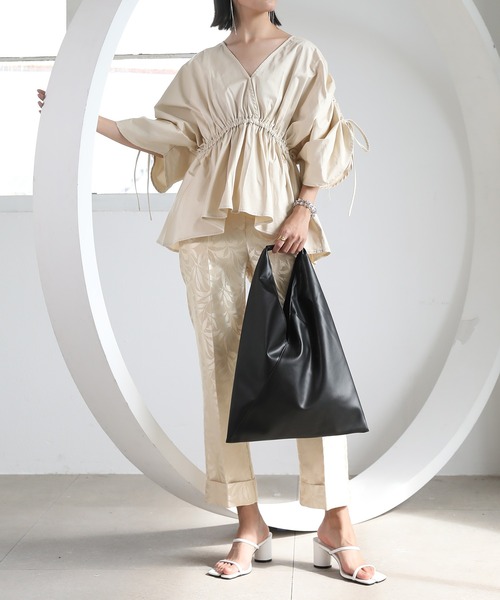 chuclla(チュクラ)の「【chuclla】【2021/SS】Gather flared blouse sb-5 chwt7(シャツ/ブラウス・レディース・ホワイト/ブラック/ベージュ・FREE)」の21枚目の写真