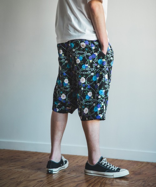 rehacer（レアセル）の「rehacer : Chain Rose Sarouel Pants Made in Japan / チェーンローズサルエルパンツメイドインジャパン（その他パンツ・メンズ・ブラック・LARGE/SMALL/MEDIUM）」の2枚目の写真