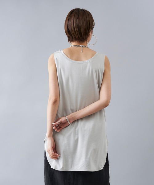 DouDou（ドゥドゥ）の「前後2WAYロングタンク（タンクトップ・レディース・オフホワイト/ライトグレー/カーキ/パープル/イエロー/モカ/ブラック・FREE）」の20枚目の写真