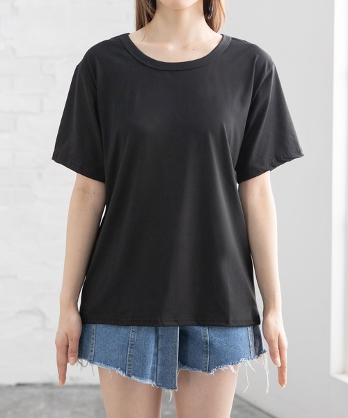 Newlyme(ニューリーミー)の「バックツイストカットトップス(Tシャツ/カットソー・レディース・ホワイト/ブラック・MEDIUM/LARGE)」の13枚目の写真
