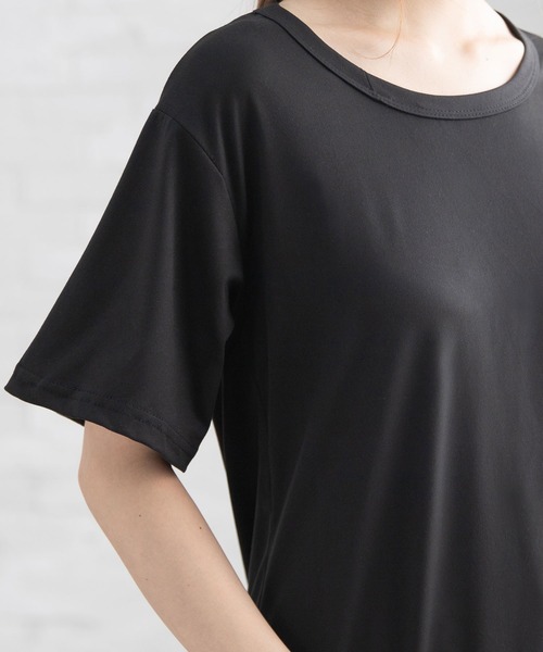 Newlyme(ニューリーミー)の「バックツイストカットトップス(Tシャツ/カットソー・レディース・ホワイト/ブラック・MEDIUM/LARGE)」の17枚目の写真