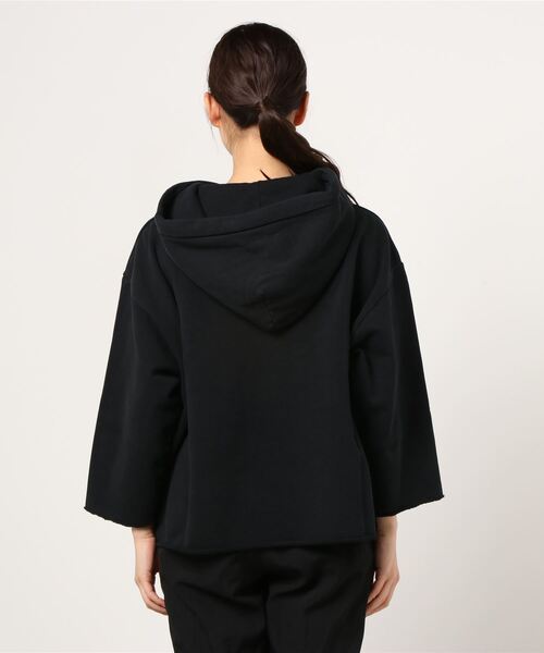 MM6 Maison Margiela(エムエムシックス メゾン マルジェラ)の「MM6 Maison Margiela “UNBRUSHED”ベーシックスウェット(スウェット・レディース・ブラック・SMALL)」の3枚目の写真