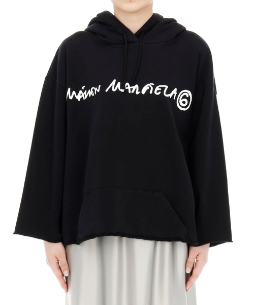 MM6 Maison Margiela(エムエムシックス メゾン マルジェラ)の「MM6 Maison Margiela “UNBRUSHED”ベーシックスウェット(スウェット・レディース・ブラック・SMALL)」の1枚目の写真