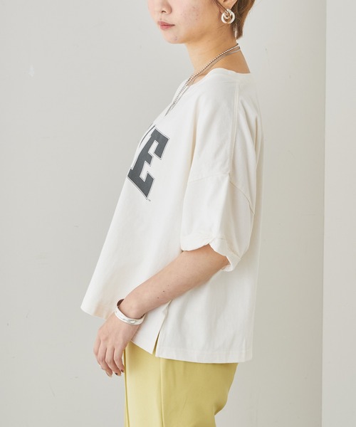 Chico（チコ）の「YALEカレッジロゴプリントTシャツ（Tシャツ/カットソー・レディース・パープル/ネイビー/チャコールグレー/ホワイト・FREE）」の15枚目の写真