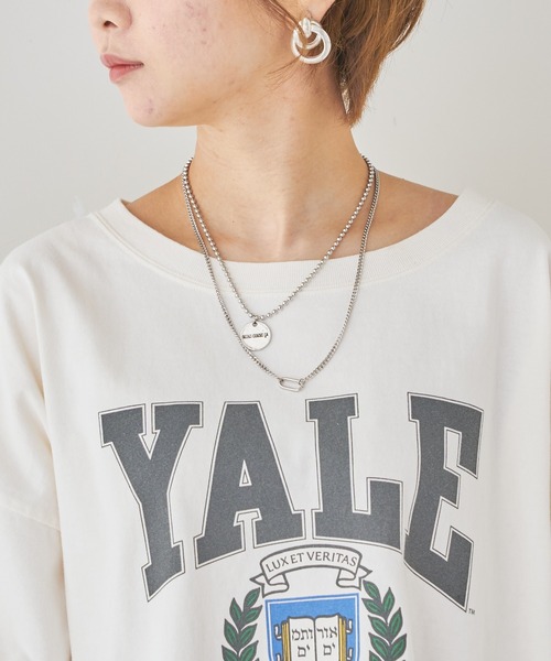 Chico（チコ）の「YALEカレッジロゴプリントTシャツ（Tシャツ/カットソー・レディース・パープル/ネイビー/チャコールグレー/ホワイト・FREE）」の17枚目の写真