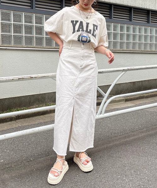 Chico（チコ）の「YALEカレッジロゴプリントTシャツ（Tシャツ/カットソー・レディース・パープル/ネイビー/チャコールグレー/ホワイト・FREE）」の5枚目の写真