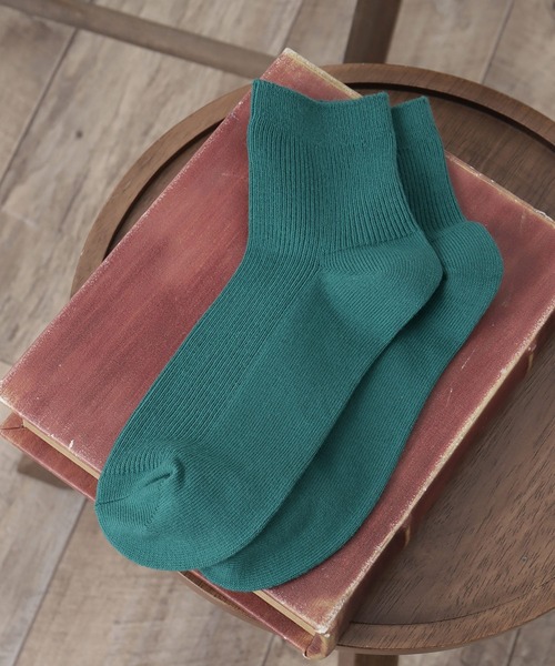 Honeys（ハニーズ）の「ショート丈リブソックス（ソックス/靴下・レディース・ホワイト/ブラック/レッド/ベージュ/イエロー/ブルー/グリーン・FREE）」の4枚目の写真