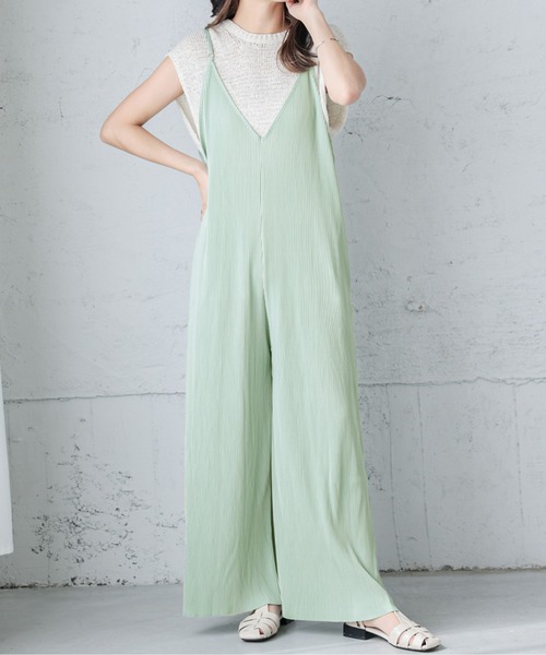 SUGAR BISKET（シュガービスケット）の「カットオフプリーツサロペット（サロペット/オーバーオール・レディース・グレイッシュベージュ/ブラウン/ブラック/ミント/ピンク・M/L）」の4枚目の写真