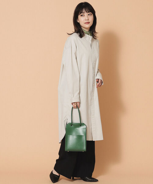 Ray BEAMS（レイビームス）の「GYMPHLEX / バンドカラー シャツワンピース（シャツワンピース・レディース・ベージュ/ライトブラウン・12/14）」の3枚目の写真