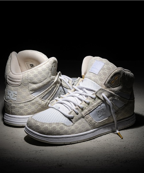 DC SHOES（ディーシーシューズ）の「PURE HIGH-TOP SE/DCハイカットスニーカー（スニーカー・メンズ・ブラック/ホワイト・23.5cm/29cm/25.5cm/25cm/23cm/28.5cm/26cm/28cm/26.5cm/27cm）」の5枚目の写真