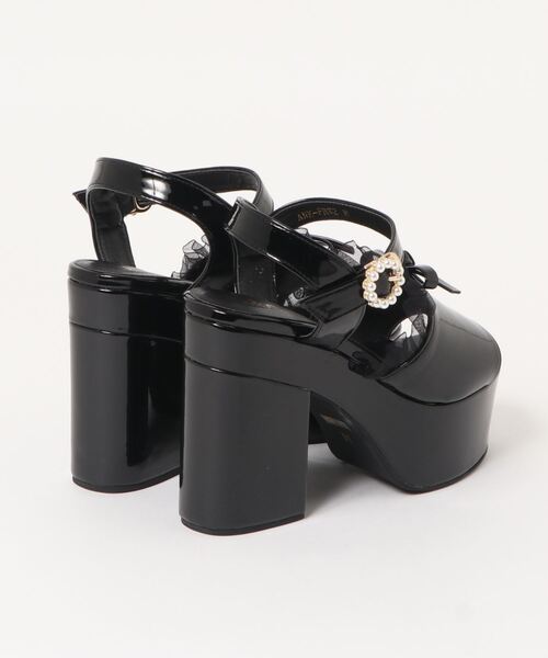 Ank Rouge（アンクルージュ）の「パールバックルフリルサンダル（サンダル・レディース・ブラック/ブラウン・M/L）」の10枚目の写真