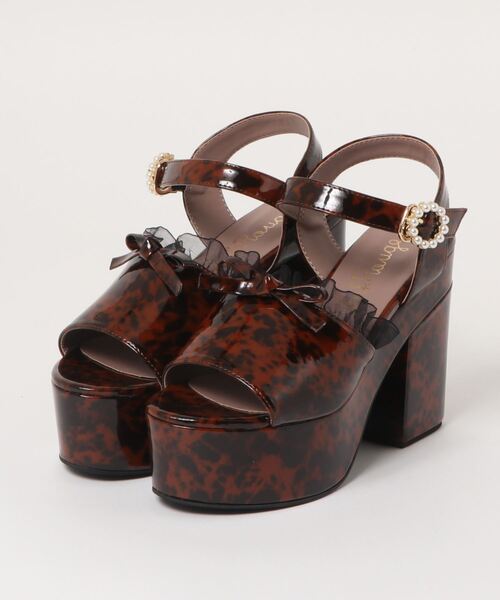 Ank Rouge（アンクルージュ）の「パールバックルフリルサンダル（サンダル・レディース・ブラック/ブラウン・M/L）」の4枚目の写真