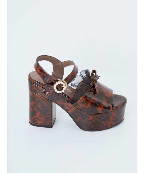 Ank Rouge（アンクルージュ）の「パールバックルフリルサンダル（サンダル・レディース・ブラック/ブラウン・M/L）」の6枚目の写真