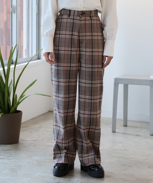 BeAMS DOT(ビームスドット)の「【WEB限定】BeAMS DOT / チェック柄 スラックスパンツ(スラックス・レディース・ブラウン/オレンジ・SMALL/MEDIUM)」の2枚目の写真