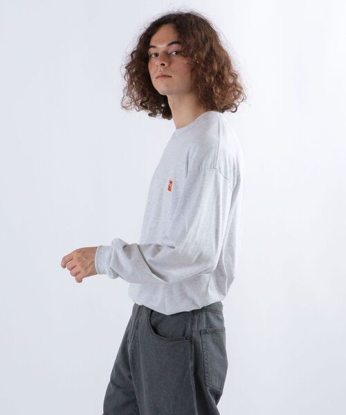 newhattan（ニューハッタン）の「【SHIPS any別注】newhattan: ロングスリーブ Tシャツ  グレー◇（Tシャツ/カットソー・メンズ・ライトグレー・MEDIUM/LARGE/X-LARGE）」の9枚目の写真