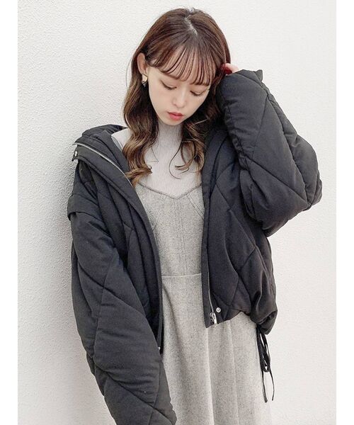 dazzlin（ダズリン）の「ダウンライクキルトショートコート（ダウンジャケット/コート・レディース・ブラック/ピンク/アイボリー・FREE）」の4枚目の写真