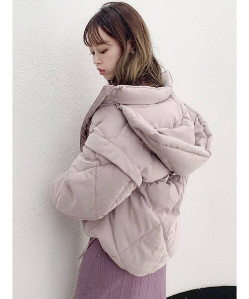 dazzlin（ダズリン）の「ダウンライクキルトショートコート（ダウンジャケット/コート・レディース・ブラック/ピンク/アイボリー・FREE）」の16枚目の写真
