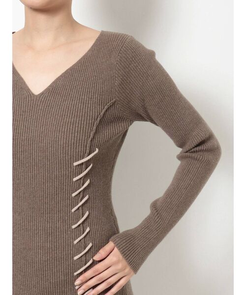 MERCURYDUO(マーキュリーデュオ)の「レースアップロングニットワンピース(ワンピース・レディース・ブラック/ブルー/ブラウン・FREE)」の9枚目の写真