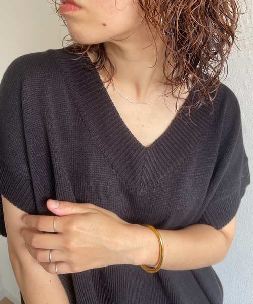 wee9s(ウィークス)の「over size HOSOMIE vest / オーバーサイズ細見えニットベスト(ベスト・レディース・マスタード/アイボリー/ブラック・FREE)」の10枚目の写真