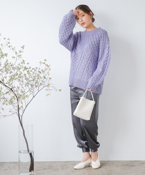 mysty woman（ミスティウーマン）の「サテンジョガーパンツ 237195（スラックス・レディース・ブラック/ライトベージュ/チャコール・FREE）」の8枚目の写真