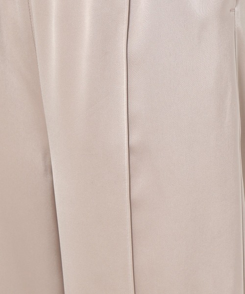 mysty woman（ミスティウーマン）の「サテンジョガーパンツ 237195（スラックス・レディース・ブラック/ライトベージュ/チャコール・FREE）」の22枚目の写真