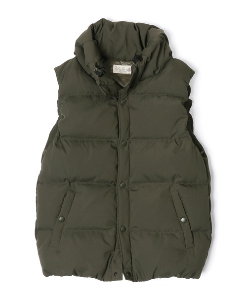 The DUFFER of ST.GEORGE(ザダファーオブセントジョージ)の「VOLUME NECK DOWN VEST:ボリュームネック ダウンベスト ライトアウター(ダウンベスト・メンズ・ネイビー/ダークグリーン/ブラック・SMALL/MEDIUM/LARGE/X-LARGE)」の7枚目の写真