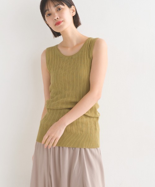 OMNES（オムネス）の「ランダムテレコニット タンクトップ（タンクトップ・レディース・ホワイト/ブラック/グレー/オートミール/ホワイト系その他/ブラック系その他/グレー系その他/グリーン系その他/グレイッシュベージュ/チャコール・FREE）」の10枚目の写真