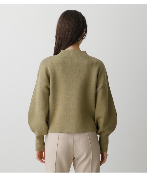 AZUL by moussy(アズールバイマウジー)の「SWEATTER BOTTLE NECK TOPS/スウェッターボトルネックトップス(スウェット・レディース・ブラック/ライトグリーン/ライトベージュ・SMALL/MEDIUM)」の21枚目の写真