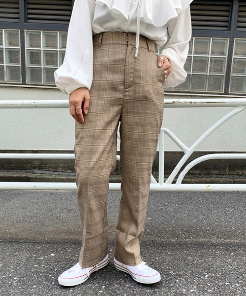 OLIVE des OLIVE（オリーブデオリーブ）の「ショコラスラックスパンツ（スラックス・レディース・ブラウン/ブラック/ブルー/ダークブラウン/ピンクベージュ・SMALL/MEDIUM）」の3枚目の写真