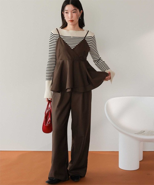 titivate(ティティベイト)の「ボートネックゴールド釦デザインニット(ニット/セーター・レディース・ブラック/ダークブラウン/オフホワイト/グレイッシュベージュ/ホワイト系その他/アイボリー/ホワイト系その他2/グレー系その他/グリーン/ラベンダー/グレー系その他2/レッド・S/M/L)」の19枚目の写真