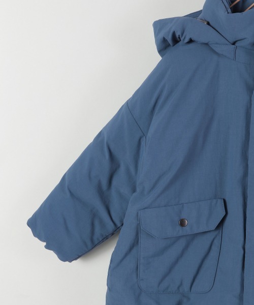 LOWRYS FARM（ローリーズファーム）の「エアサーマルフードブルゾン　953338（ダウンジャケット/コート・キッズ・ブラック/ベージュ/ブルー・110cm/120cm/130cm/140cm/150cm）」の4枚目の写真