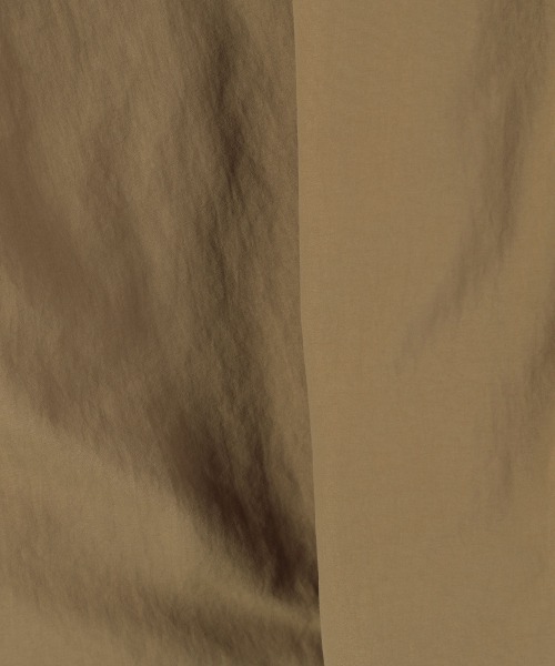 LOWRYS FARM（ローリーズファーム）の「エアサーマルフードブルゾン　953338（ダウンジャケット/コート・キッズ・ブラック/ベージュ/ブルー・110cm/120cm/130cm/140cm/150cm）」の15枚目の写真