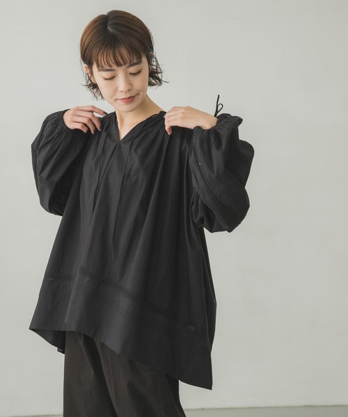 【美品】かぐれ コットン チャーチ スモック ブラウス シャツ ブラック 黒 かぐれ（カグレ）の「コットンチャーチスモック（シャツ